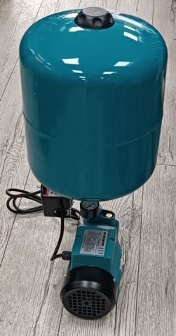 MOMENTUM PKm60/SA5 -0.5HP-220V- Preferikal Sürtme Fanlı Paket Hidrofor